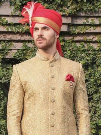 Red color kulla with broach